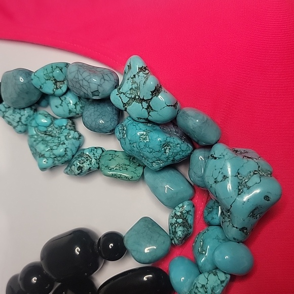 Chicos Chunky Statement Necklace - Picture 4 of 5